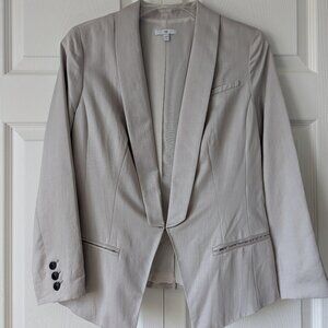 🩶 Smart Silver GAP Poly Satin Blazer | 6